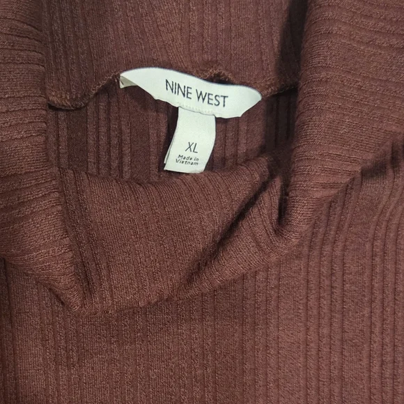 Nine West Burgundy Sleeveless Midi Dress - Picture 4 of 4